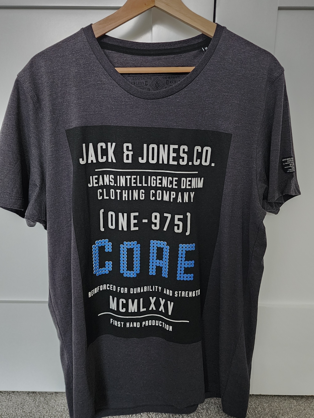 Jack & Jones Men's Graphic T-Shirt in XL